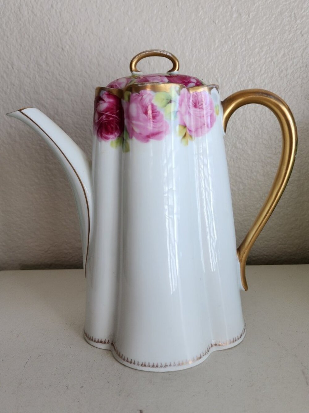 Beautiful Rosenthal Cacilie Coffee Pot Chrysantheme Porcelain Pink Roses Germany